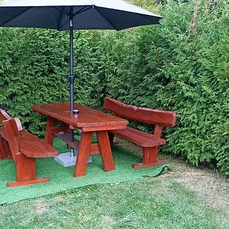 Zuzanna Apartamenty, Wczesniej Italia Ustron