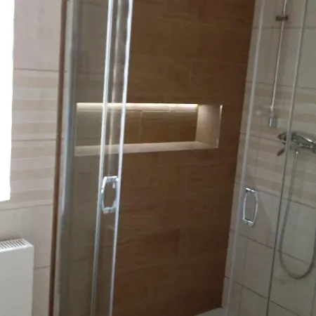 Zuzanna Apartamenty, Wczesniej Italia * Ustron