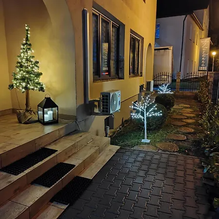 Apartment Zuzanna Apartamenty, Wczesniej Italia
